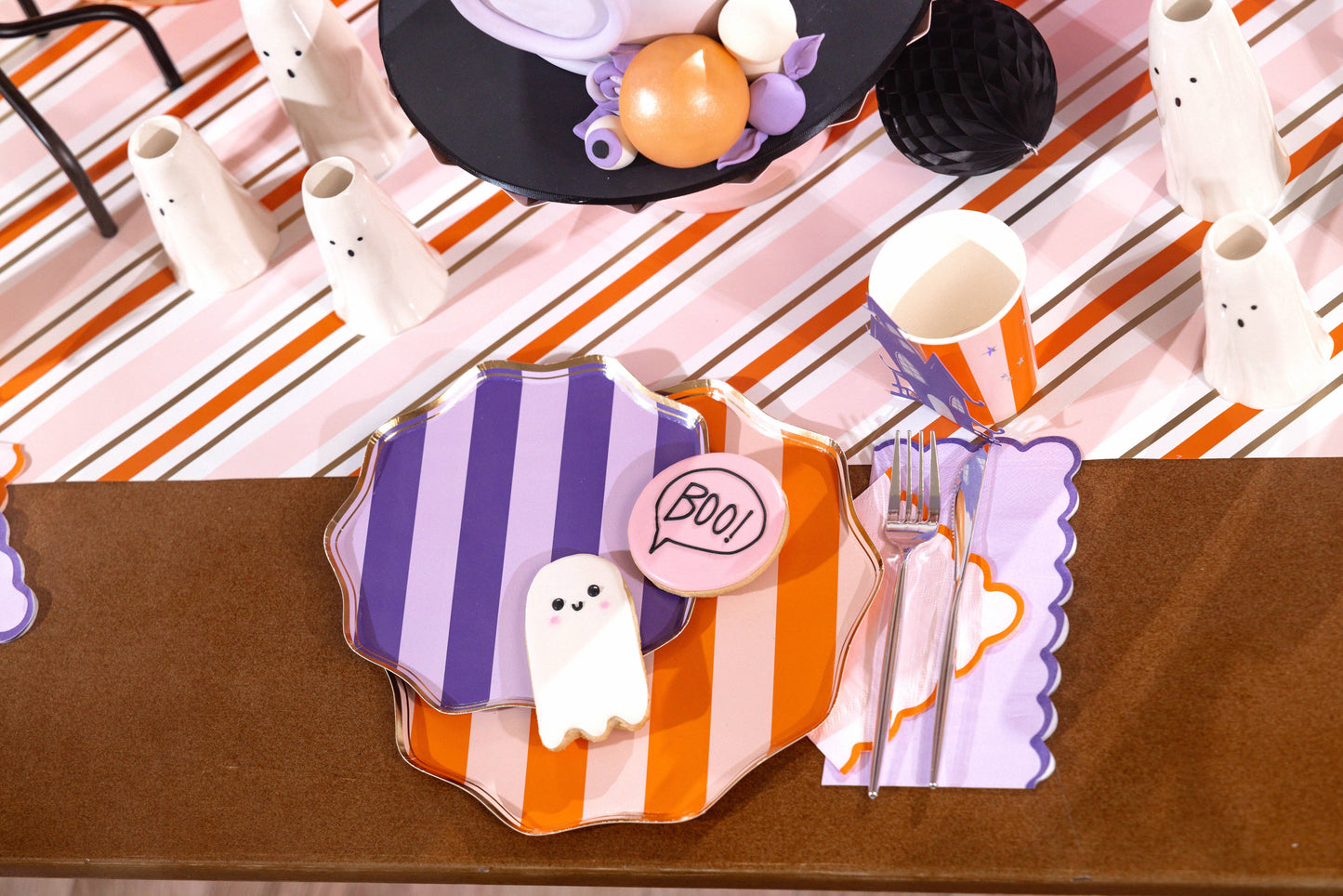 Spooky Scallops Guest Towels